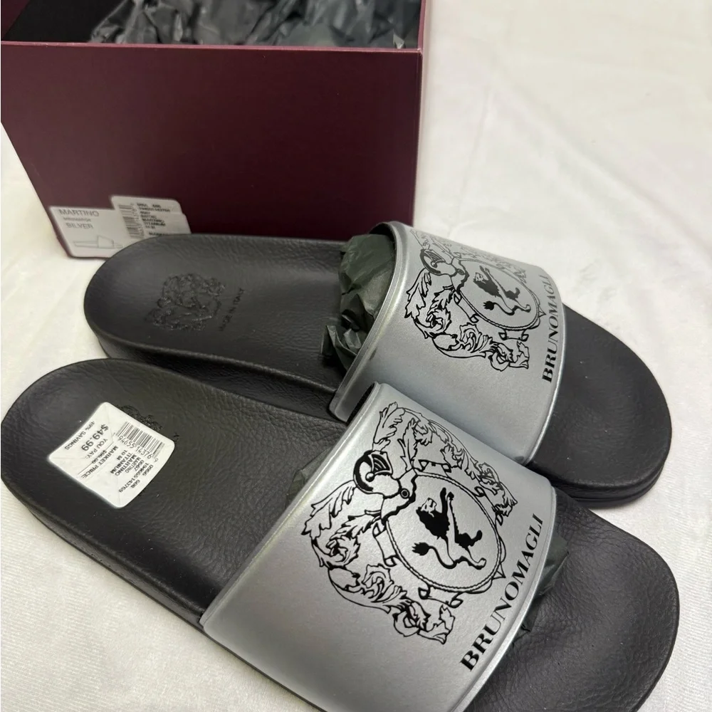 Bruno Magli Men's Silver and Black Crest Slides - Picture 2 of 7